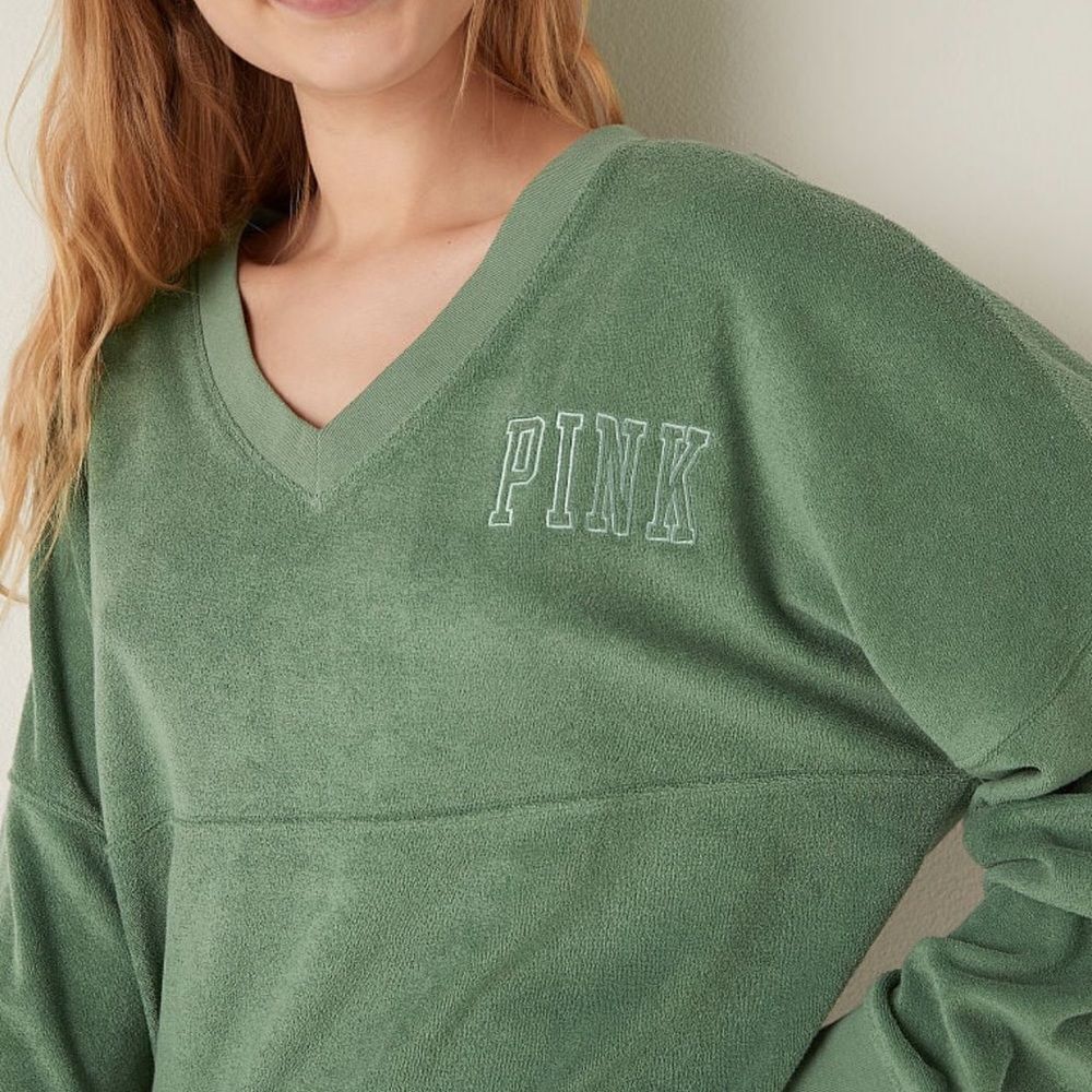 Victoria’s Secret Pink Varsity Beach Terry Cloth V Neck Oversized Pullover - Picture 2 of 5